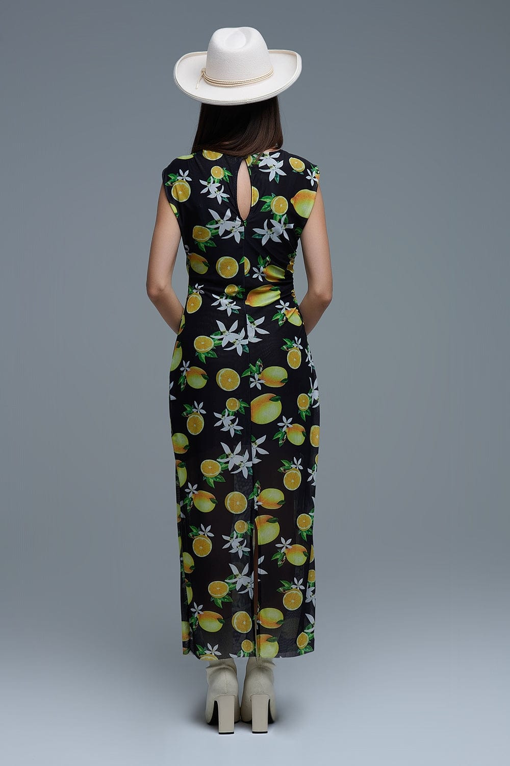 Q2 Women's Dress Black Tulle Maxi Dress With Side Rouching In Yellow Lemon Print