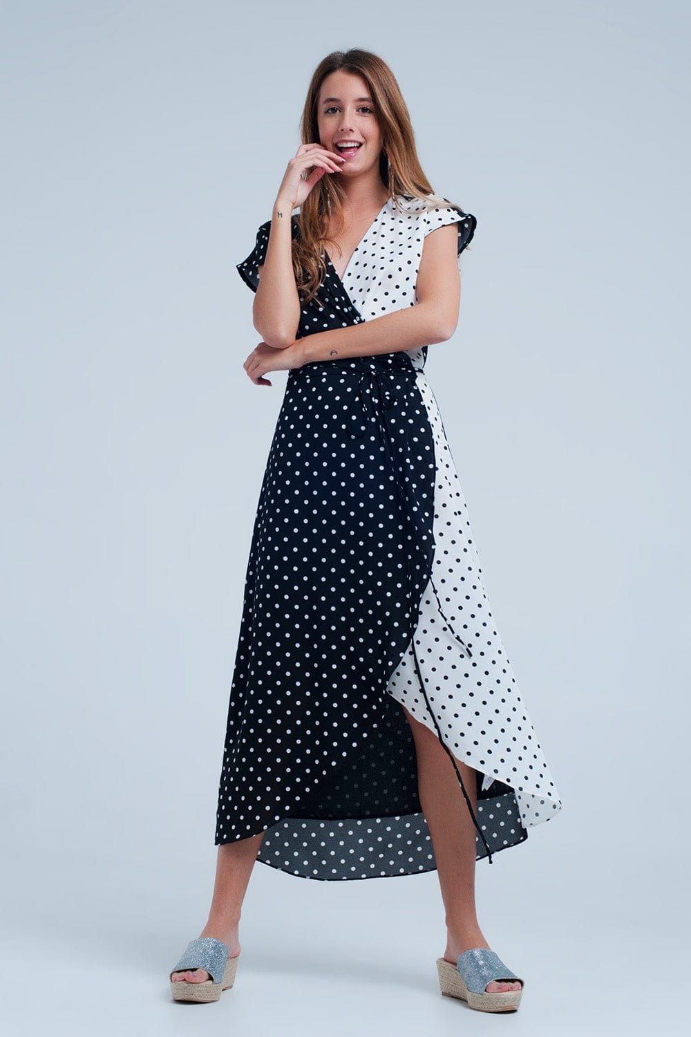 Q2 Women's Dress Black White Wrap Dress with Polka Dots