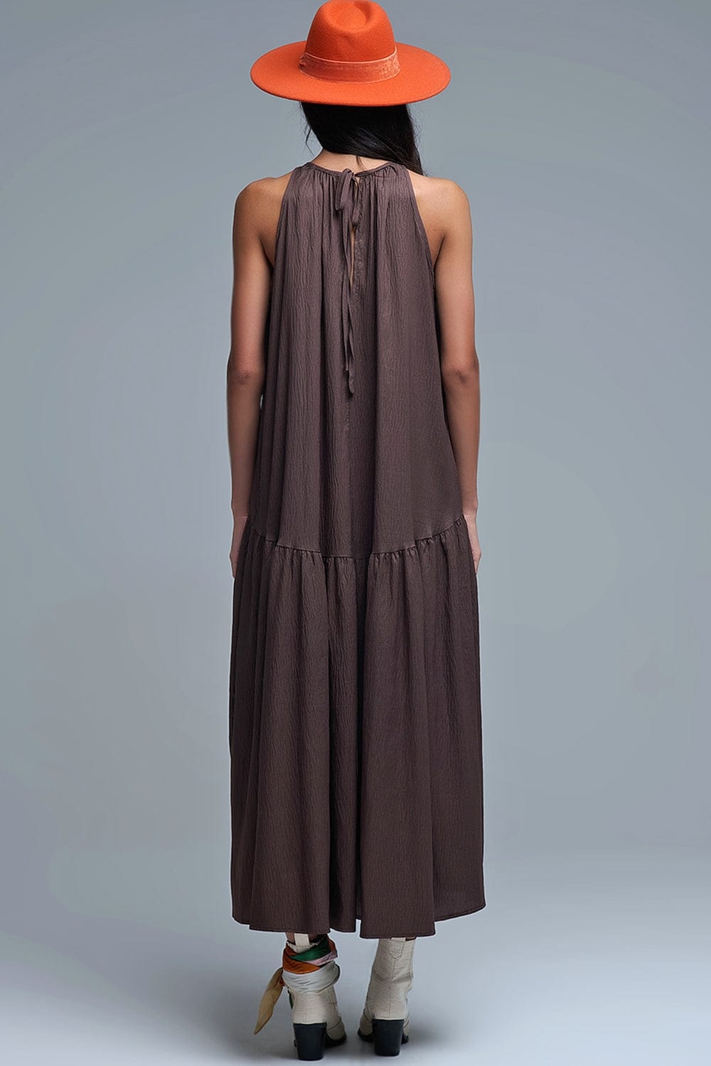 Q2 Women's Dress Brown Halter Neck Maxi Dress With Seam Detailing