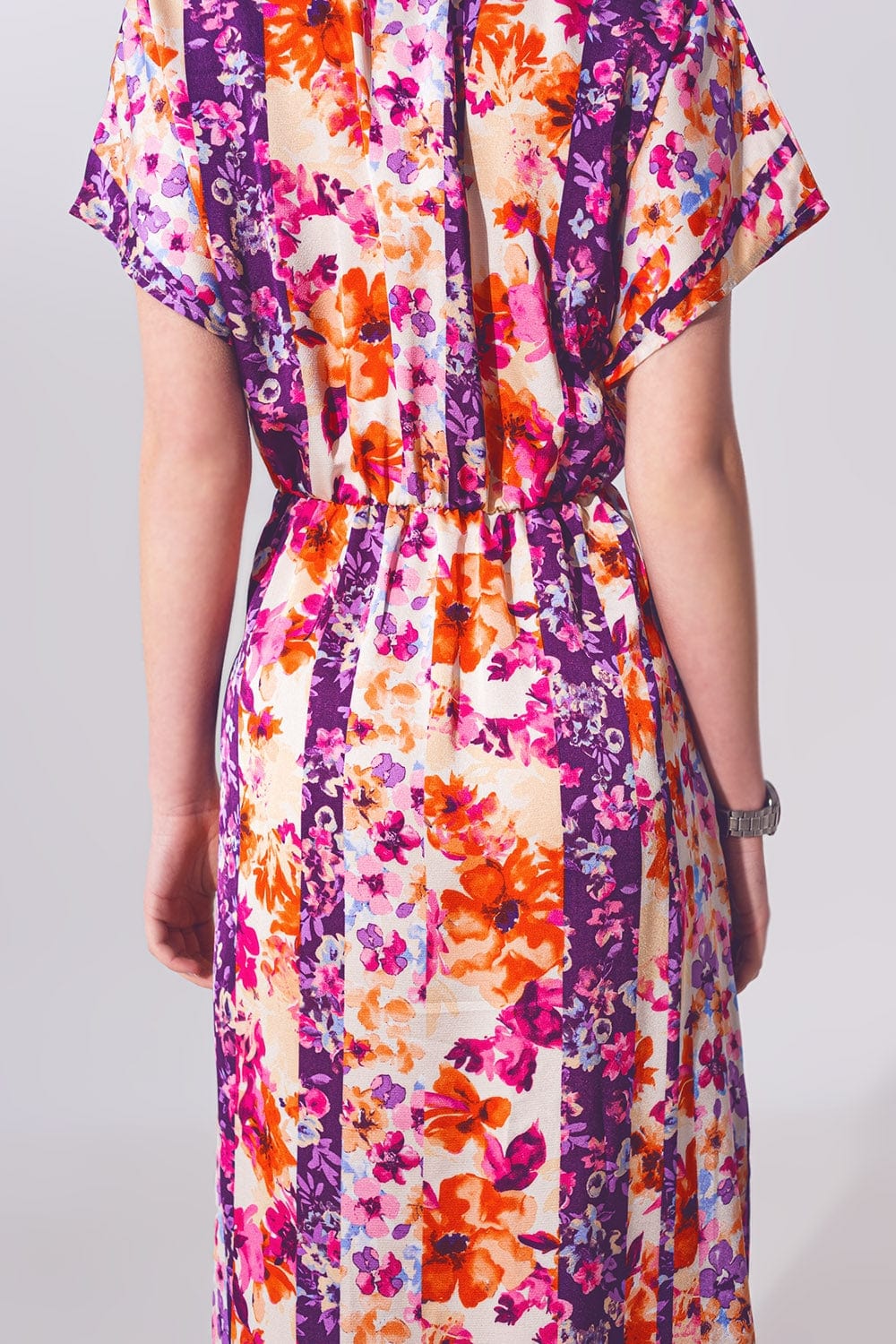Q2 Women's Dress Flower Print Front Knot Maxi Dress in Multicolour