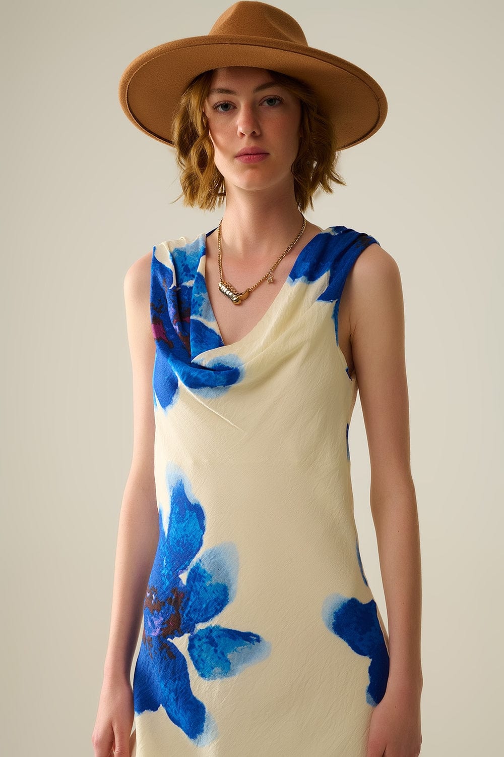 Q2 Women's Dress Flowy Sleeveless Blue Maxi Dress With Floral Print