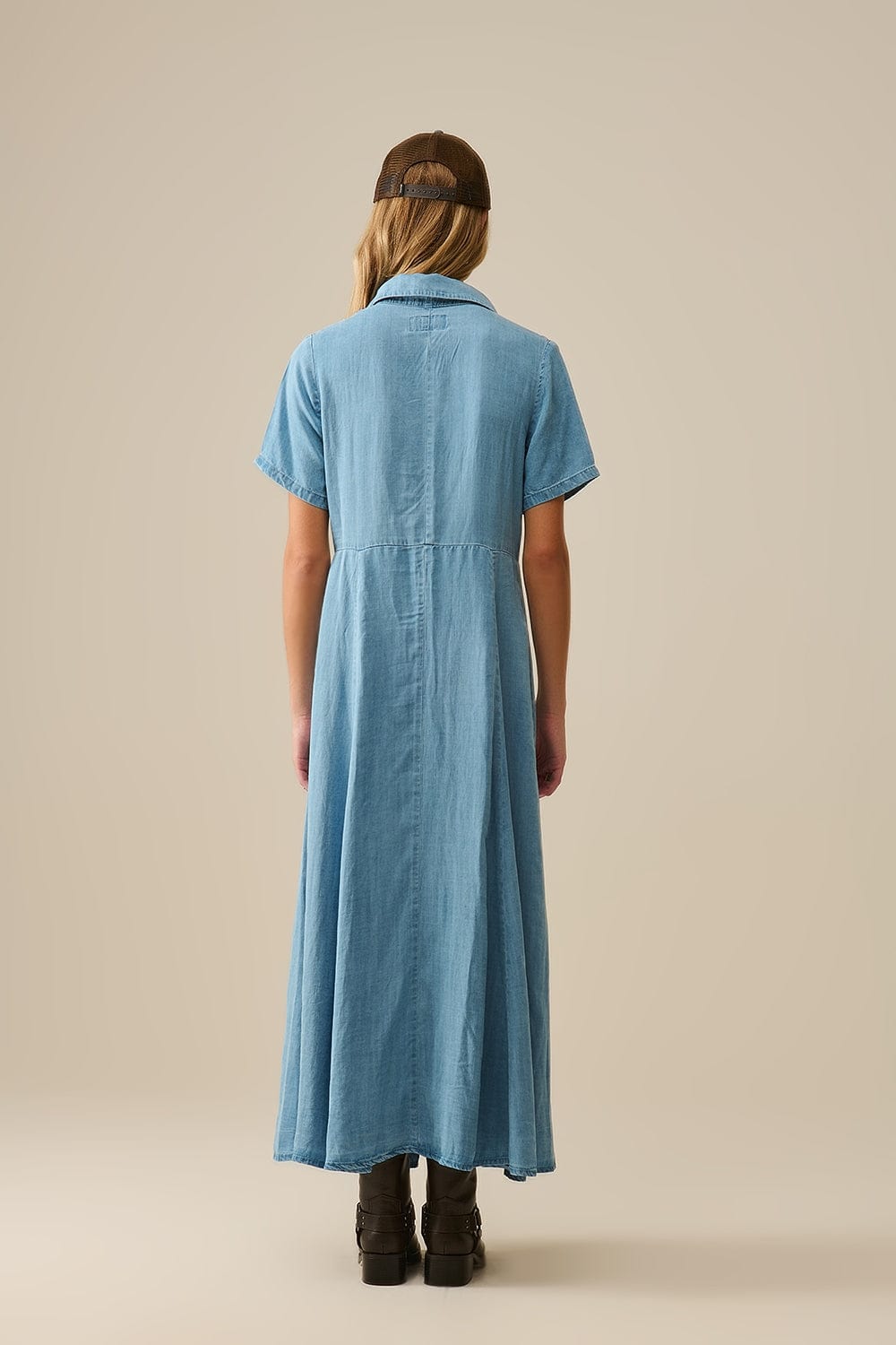 Q2 Women's Dress Light Blue Buttoned Tencel Fabric Maxi Dress
