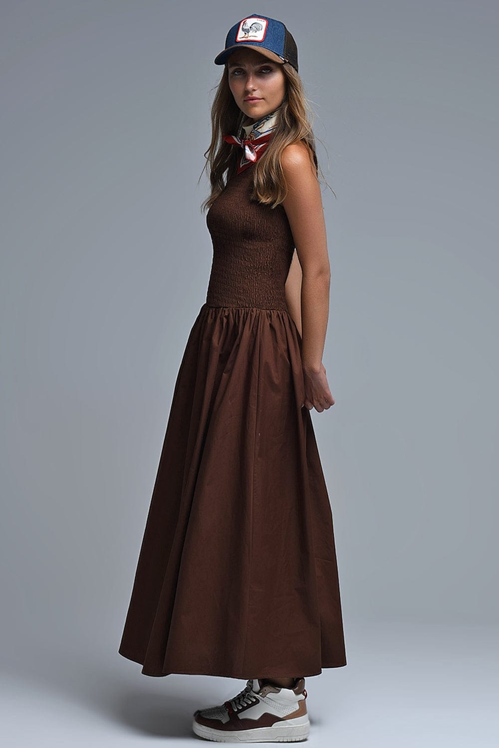 Q2 Women's Dress Maxi Brown Smocked Poplin Dress