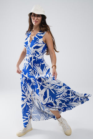 Q2 Women's Dress Maxi Tropical Print V-Neck Dress With Slit In Blue