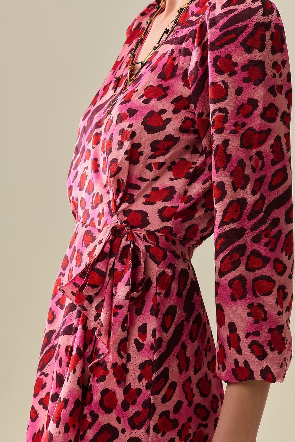 Q2 Women's Dress Maxi Wrap Dress In Satin Fuchsia Leopard Print