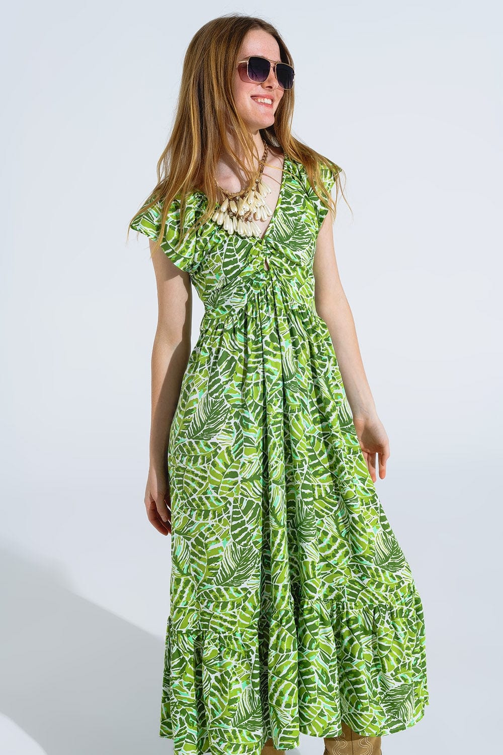 Q2 Women's Dress Midi Romantic Dress With Ruffled Short Sleeves In Green Leaf Print
