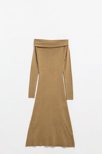 Q2 Women's Dress One Size / Brown Maxi Knitted Wide Bardot Dress In Camel