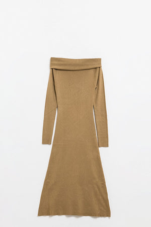 Q2 Women's Dress One Size / Brown Maxi Knitted Wide Bardot Dress In Camel