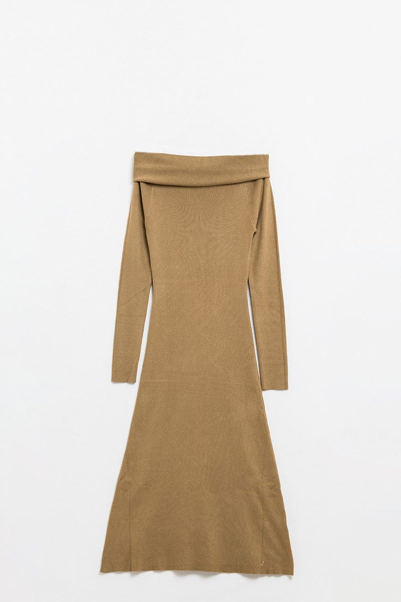 Q2 Women's Dress One Size / Brown Maxi Knitted Wide Bardot Dress In Camel