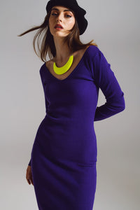 Q2 Women's Dress One Size / Purple Bodycon Midi Knitted Dress With V-Neckline In Purple