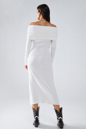 Q2 Women's Dress One Size / White Maxi Knitted Foldover Badot Dress In White