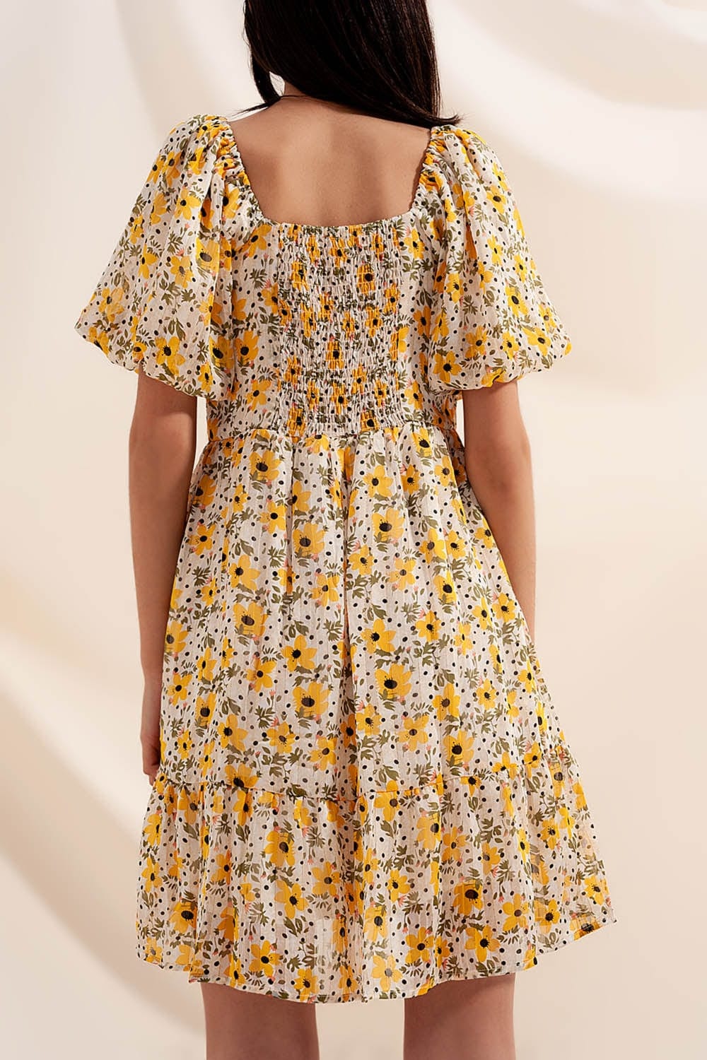 Q2 Women's Dress Puff Sleeve Smock Dress in Yellow
