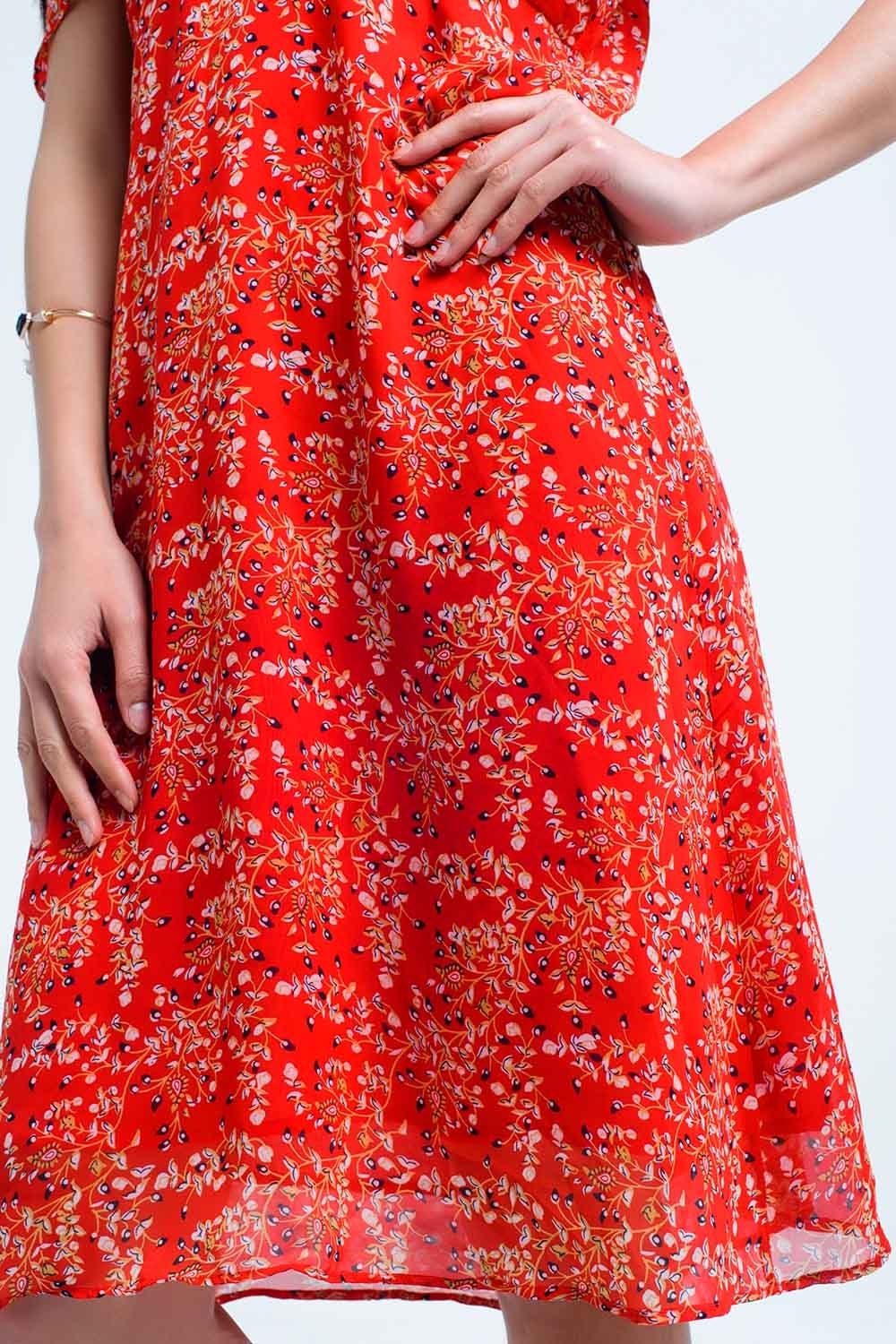 Q2 Women's Dress Red dress with printed flowers and ruffles
