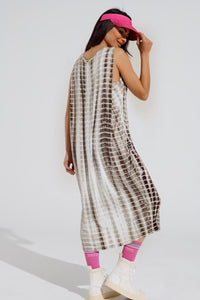 Q2 Women's Dress Relaxed Maxi Tie Dye Dress In Shades Of Khaki