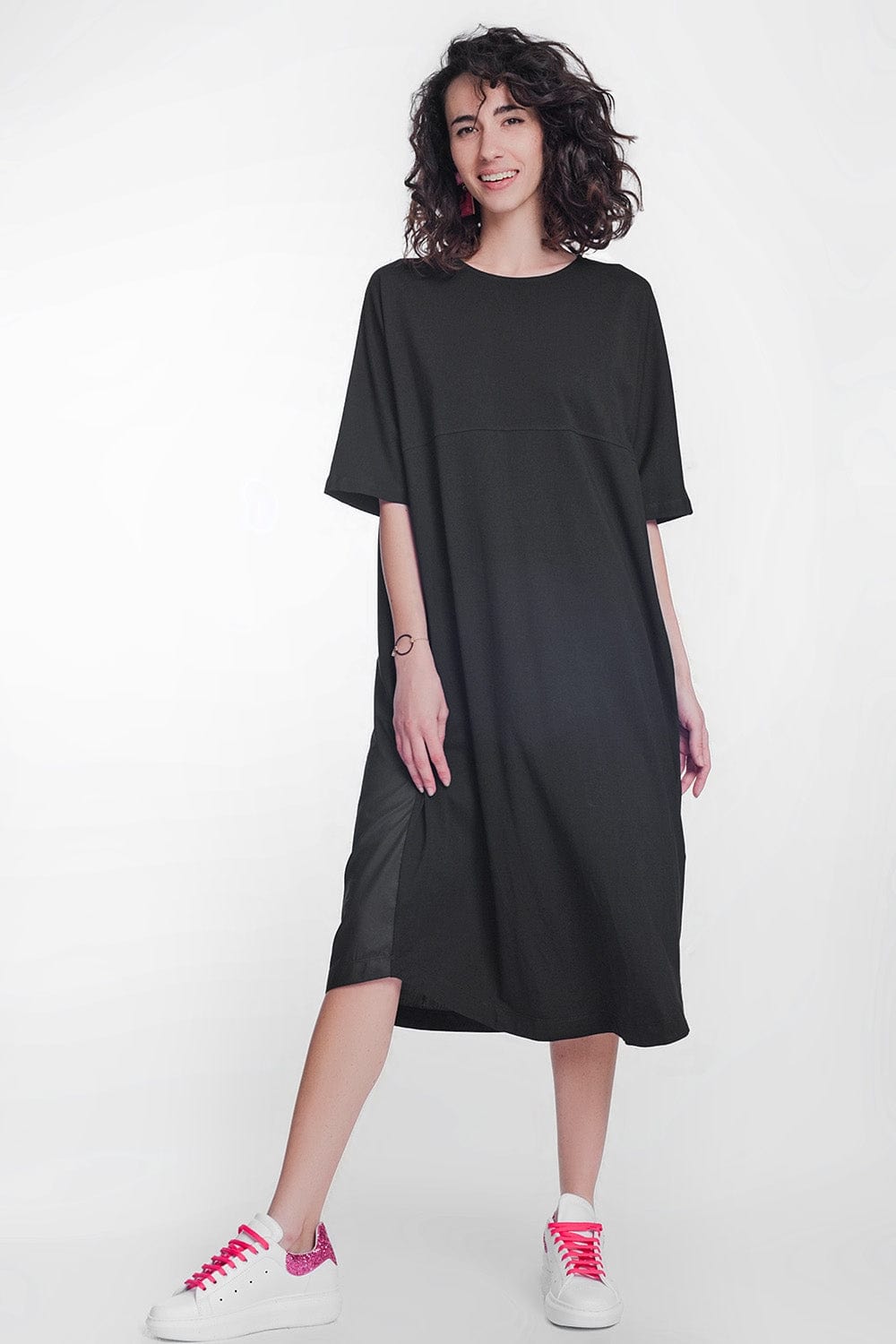 Q2 Women's Dress Round Neck Poplin T-Shirt Dress In Black