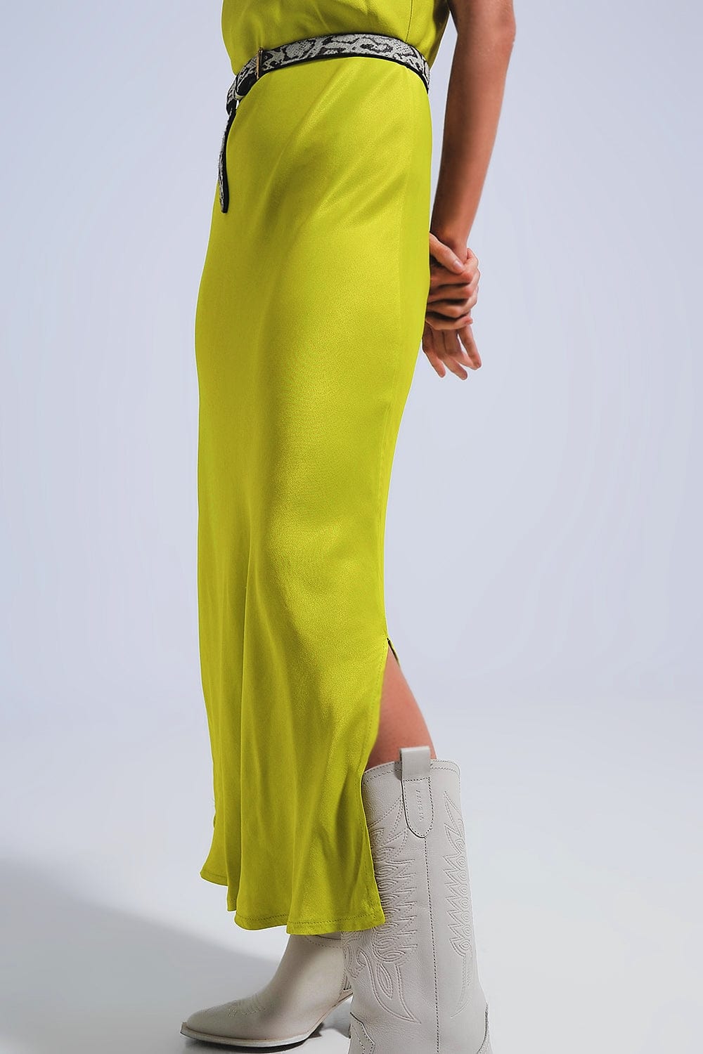 Q2 Women's Dress Satin Cami Strap Midi Slip Dress in Green