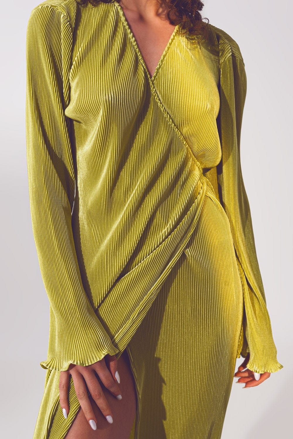 Q2 Women's Dress Satin Wrap Detail Pleated Dress in Green