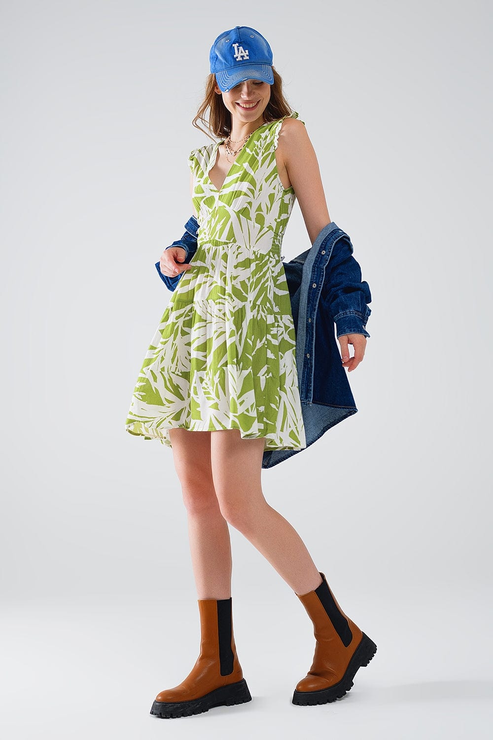 Q2 Women's Dress Short Green Dress With Tropical Palm Print