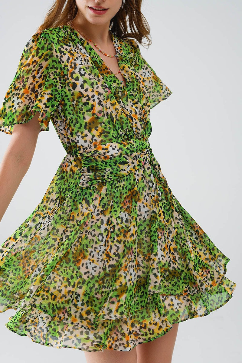 Q2 Women's Dress Short Green Multicolored Dress With Crossed Top With Animal Print