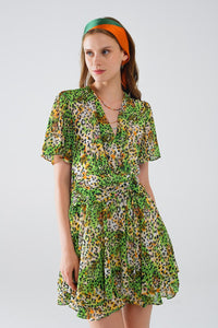 Q2 Women's Dress Short Green Multicolored Dress With Crossed Top With Animal Print