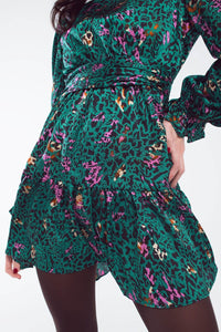 Q2 Women's Dress Short Printed Dress With Tiered Skirt And Ruffled Cuff In Forest Green