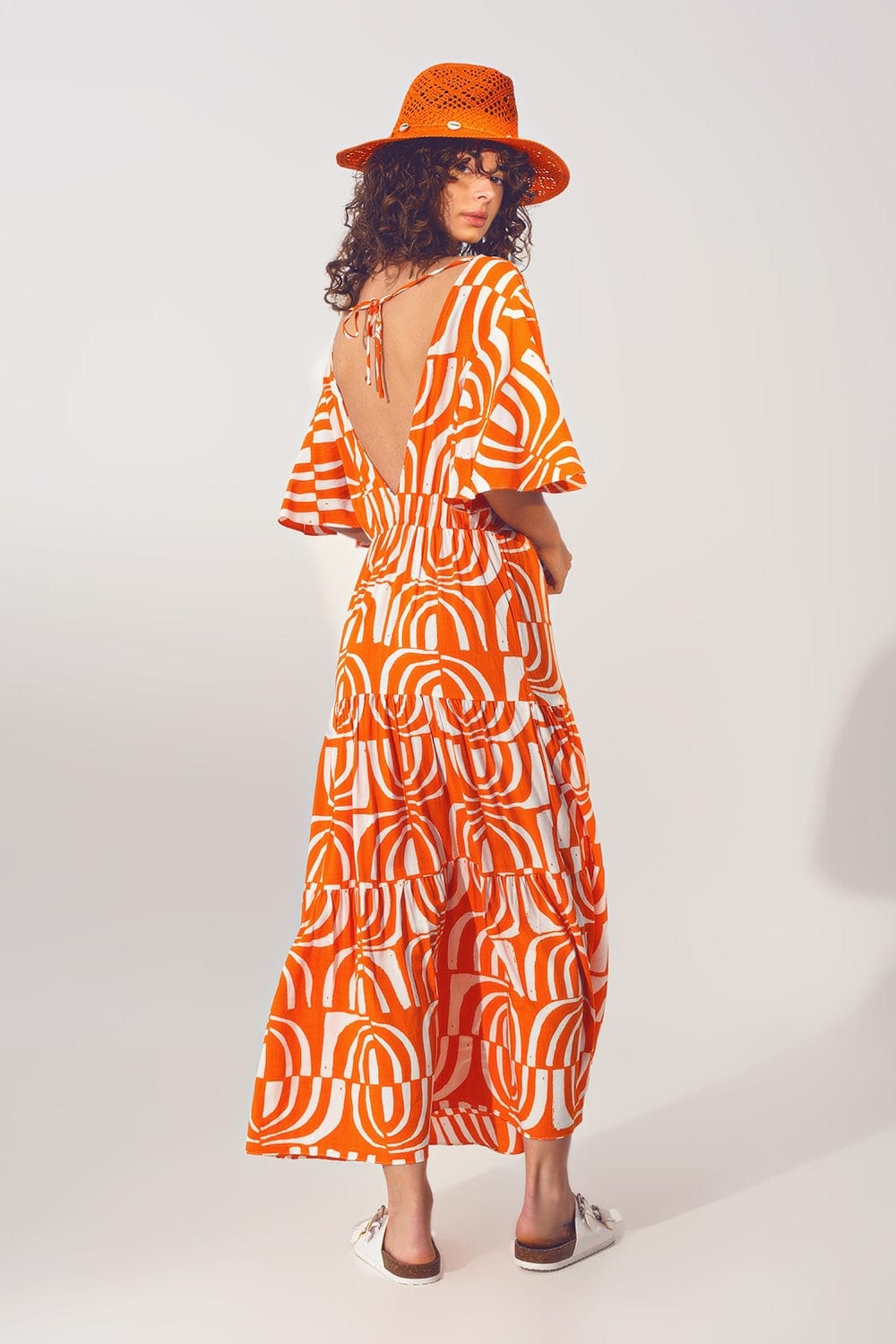 Q2 Women's Dress V neck Midi Dress with Print in Orange