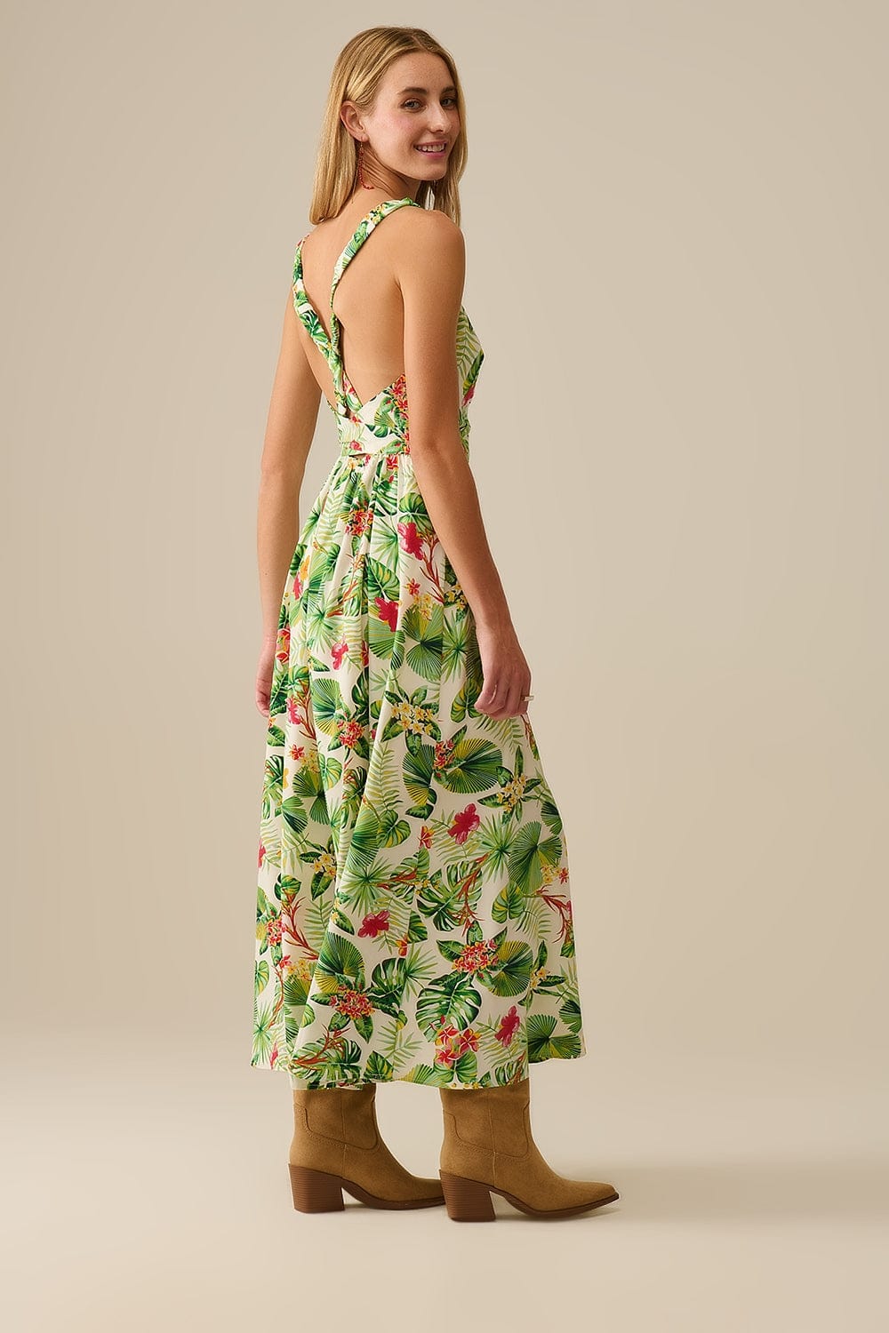 Q2 Women's Dress White Long Wrap Dress With Tropical Print