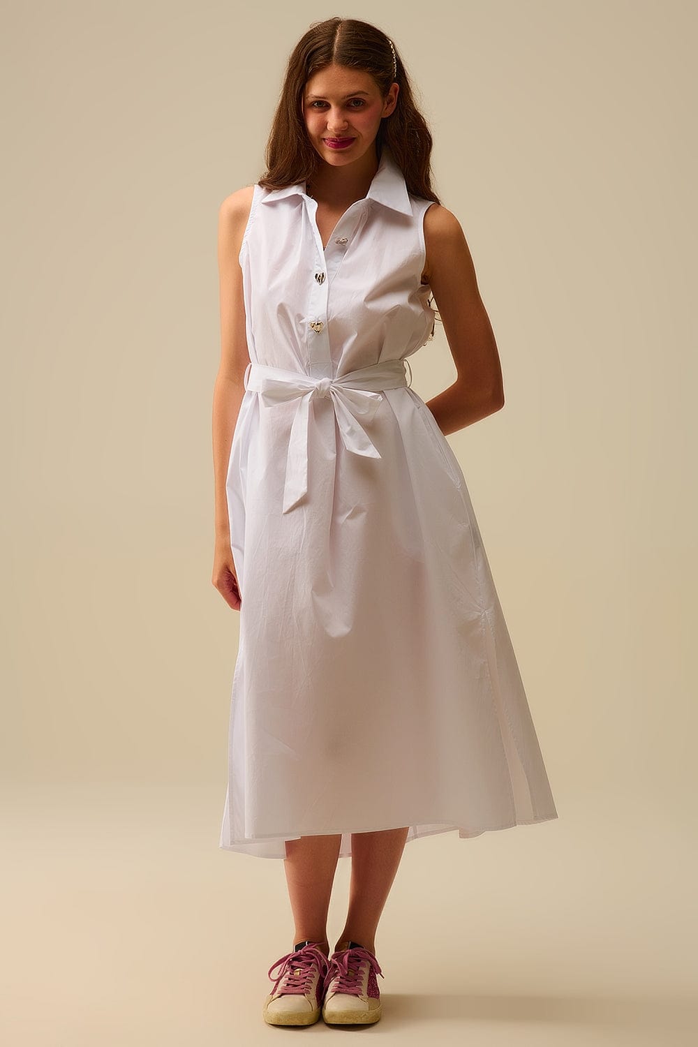 Q2 Women's Dress White Poplin Midi Dress With Silver Heart-Shaped Buttons