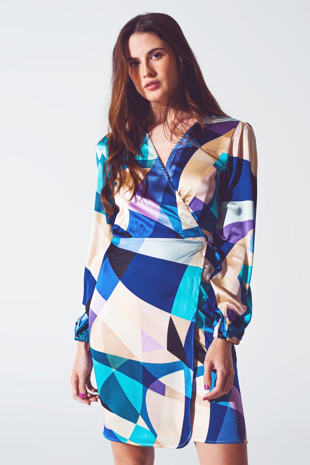 Q2 Women's Dress Wrap Short Abstract Print Dress In Blue