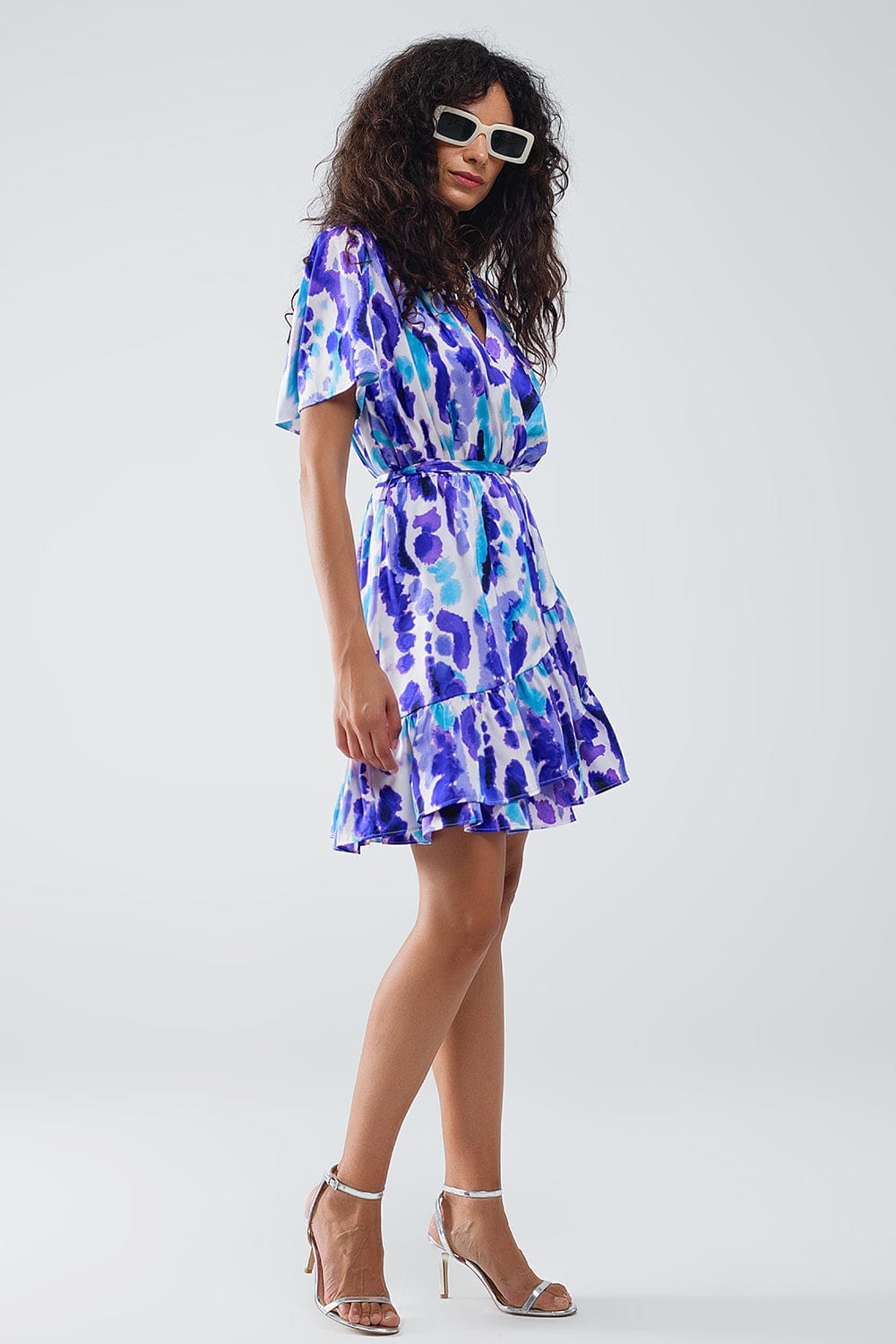 Q2 Women's Dress Wrap Short Dress In Blue And Purple Tie-Dye