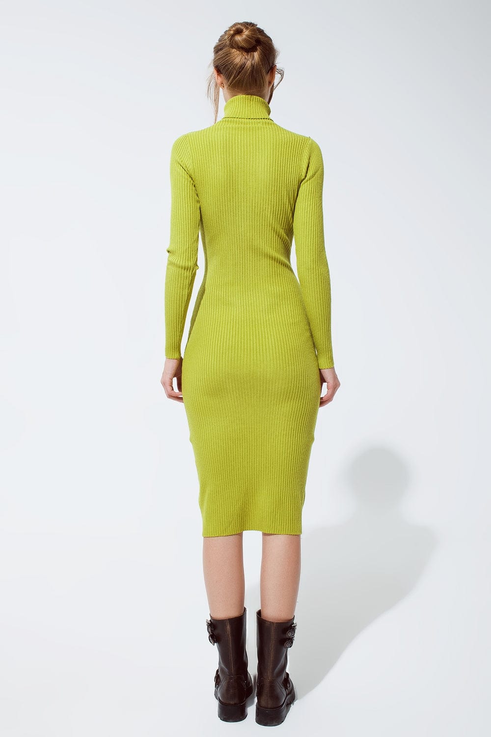 Q2 Women's Dresse One Size / Green Midi Dress In Green With Turtle Neck