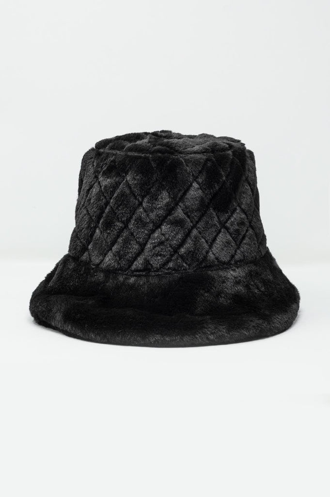 Q2 Women's Hat One Size / Black Quilted Bucket Hat In Black Faux Fur