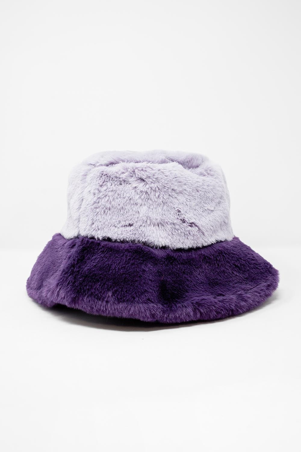 Q2 Women's Hat One Size / Purple / China Faux Fur Bucket Hat in Purple