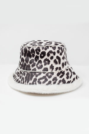 Q2 Women's Hat One Size / White / China Reversible Bucket Hat in Leopard Print in Ecru