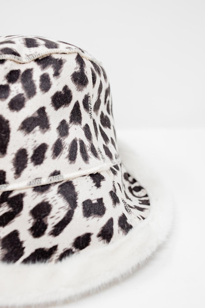 Q2 Women's Hat One Size / White / China Reversible Bucket Hat in Leopard Print in Ecru