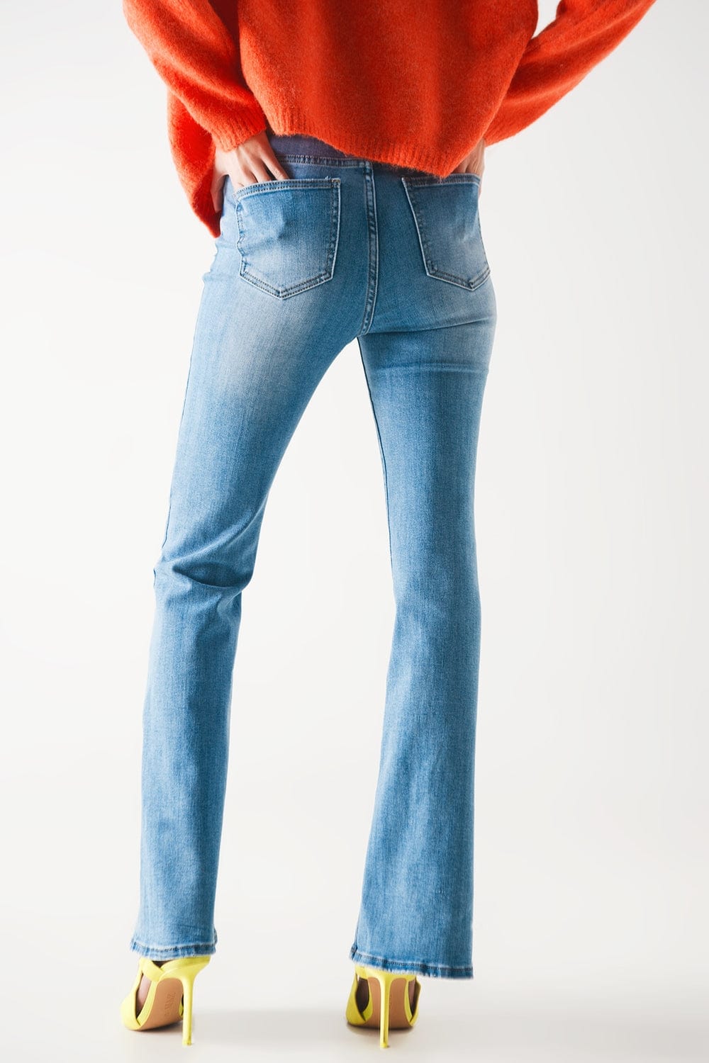 Q2 Women's Jean 70S High Flare Jeans In Light Wash Stretch