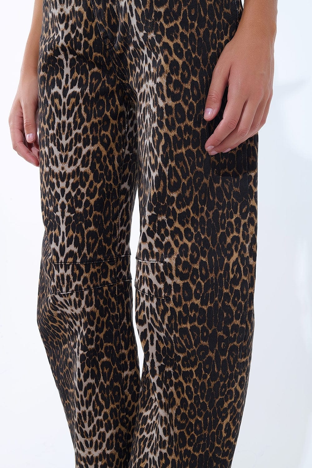 Q2 Women's Jean Barrel Leopard Print Jeans