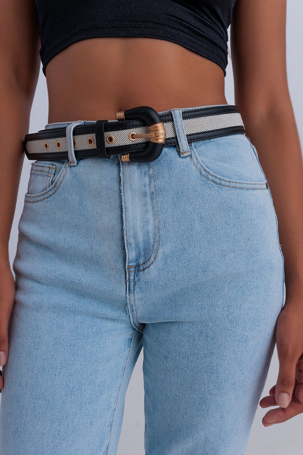 Q2 Women's Jean Basic Mom Jean in Light Blue