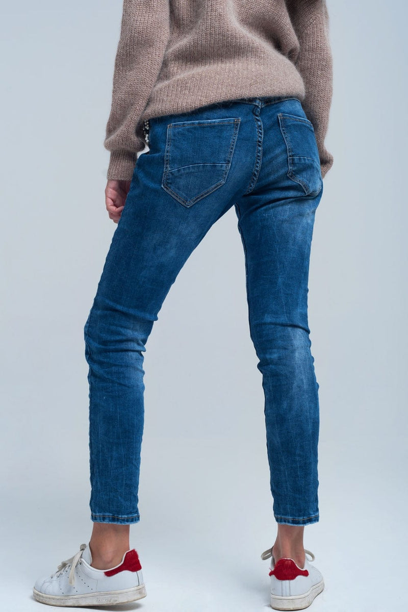 Q2 Women's Jean Blue boyfriend jeans with pearls