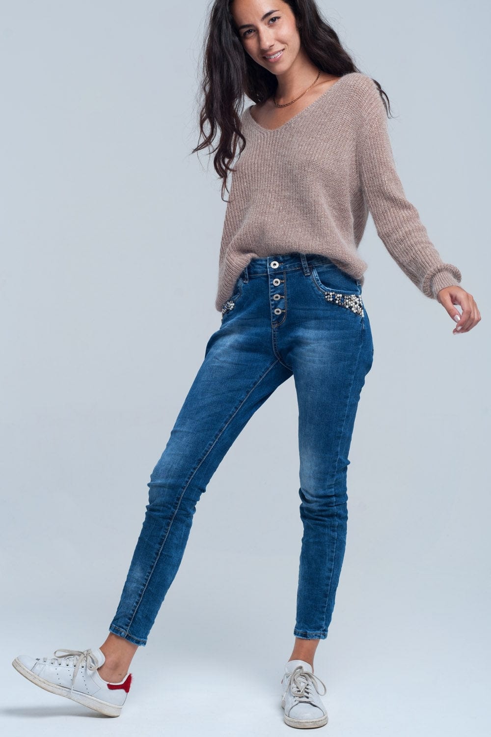 Q2 Women's Jean Blue boyfriend jeans with pearls