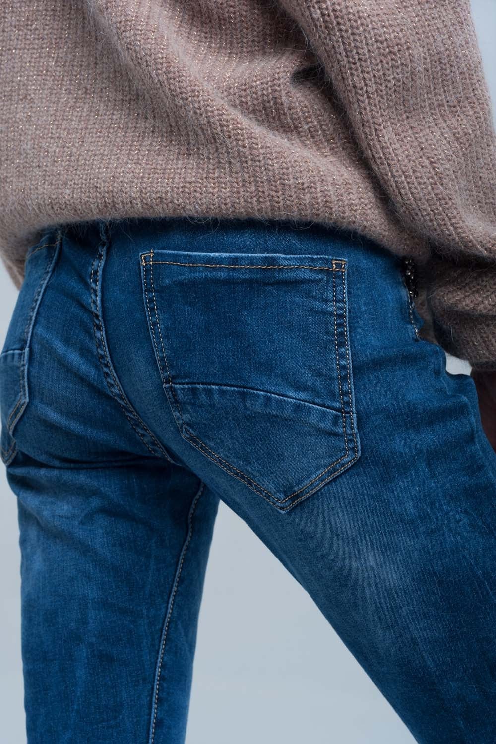 Q2 Women's Jean Blue boyfriend jeans with pearls