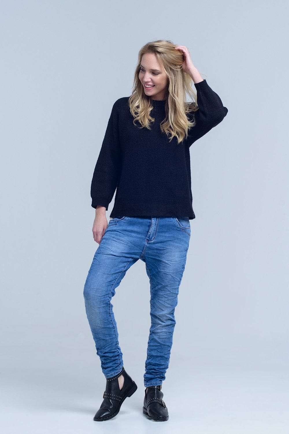 Q2 Women's Jean Boyfriend jean with zip pocket detail