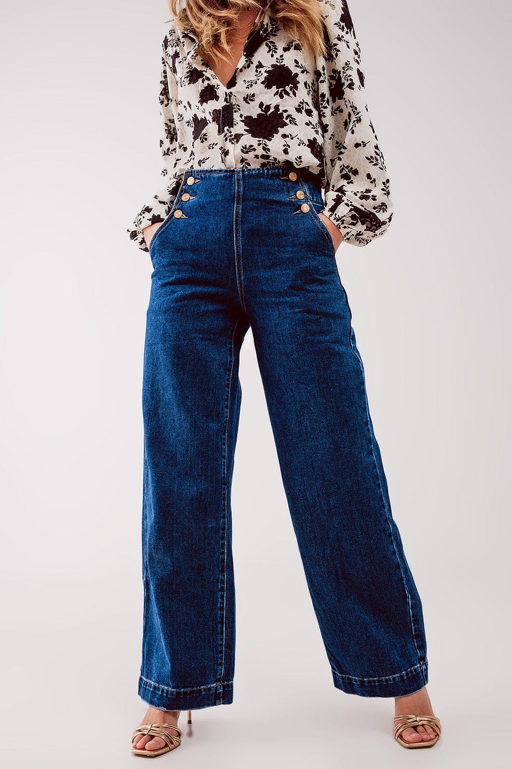 Q2 Women's Jean Button Front Jean in Mid Blue