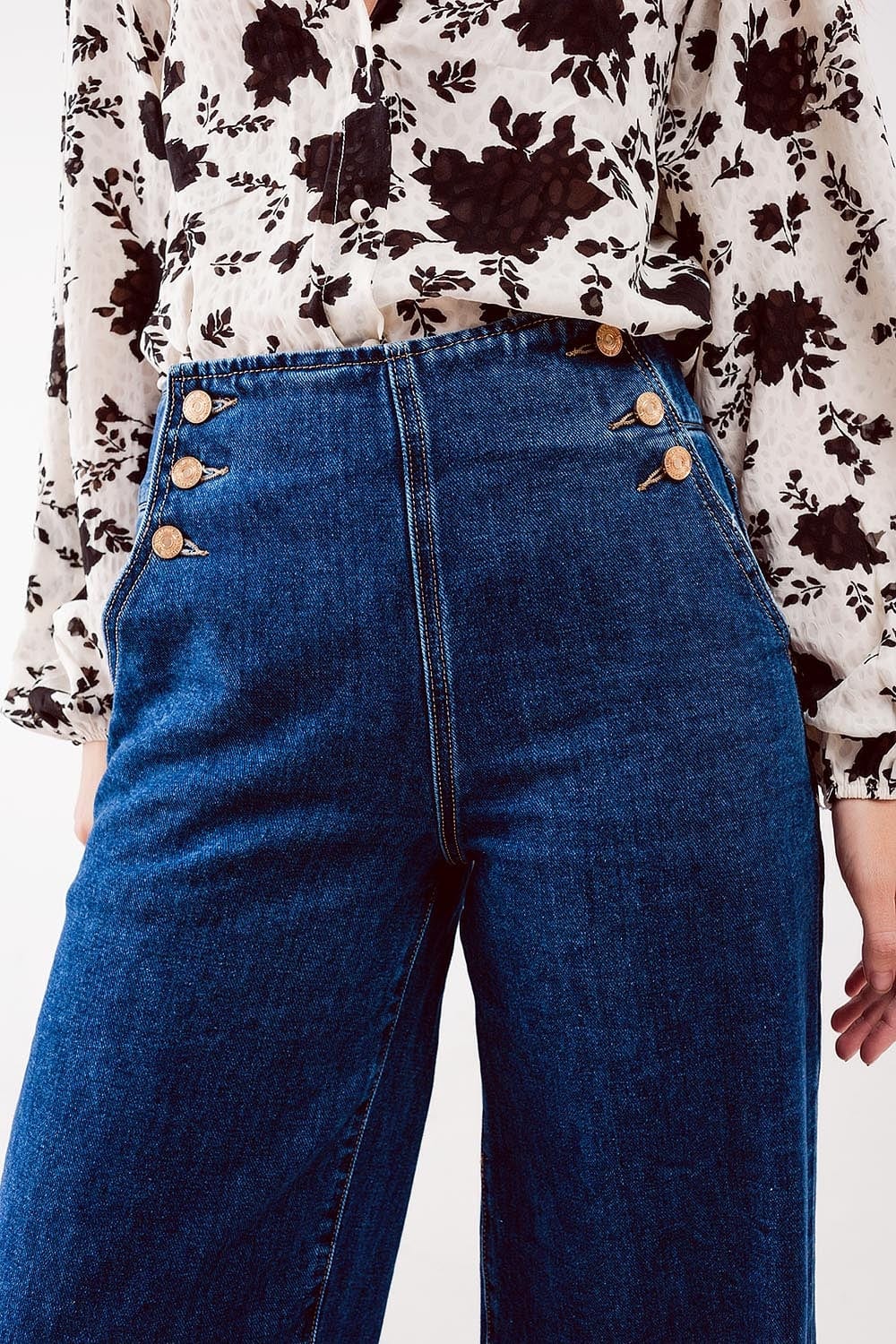 Q2 Women's Jean Button Front Jean in Mid Blue