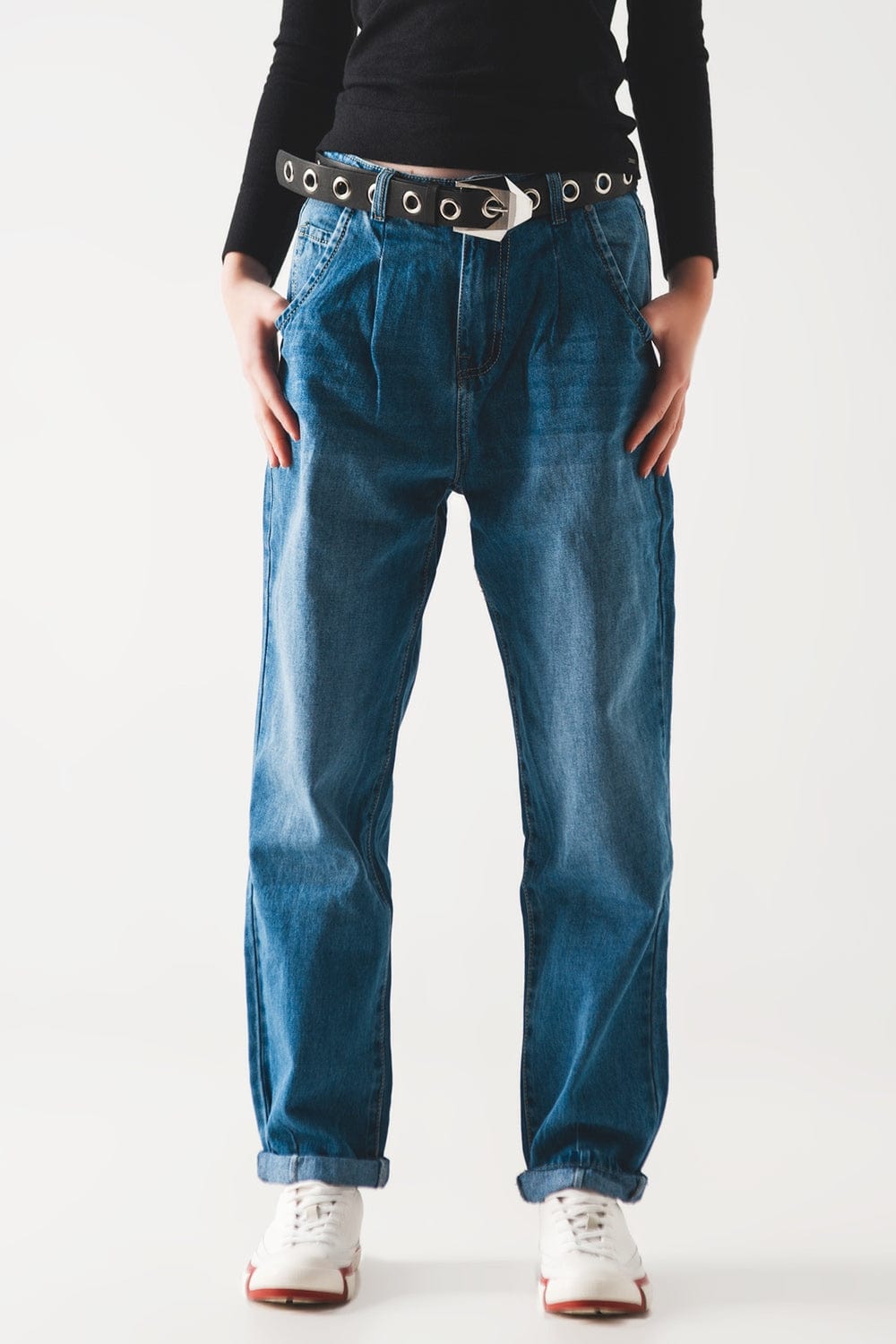 Q2 Women's Jean Cotton Skater Tapered Carpenter Jeans in Mid Wash