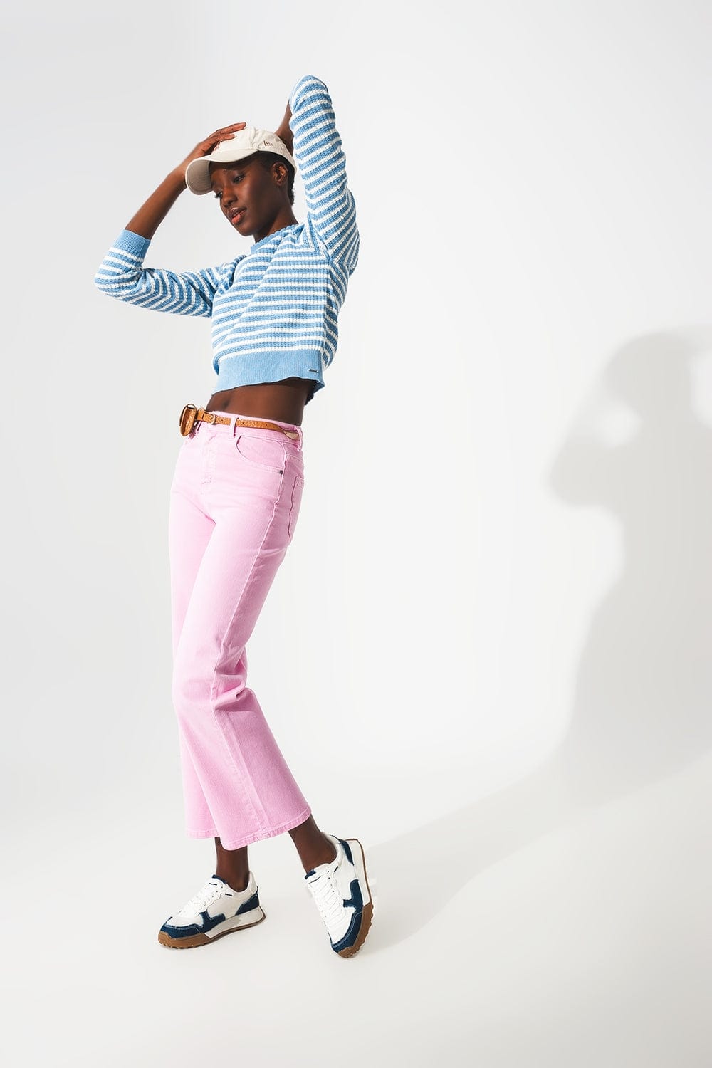 Q2 Women's Jean Cropped Wide Leg Jeans In Bubblegum Pink
