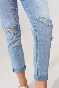 Q2 Women's Jean Extreme Rip Jean in Bleach Blue