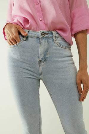 Q2 Women's Jean Flared Light Blue Jeans With Five Pockets And Seamless Finish