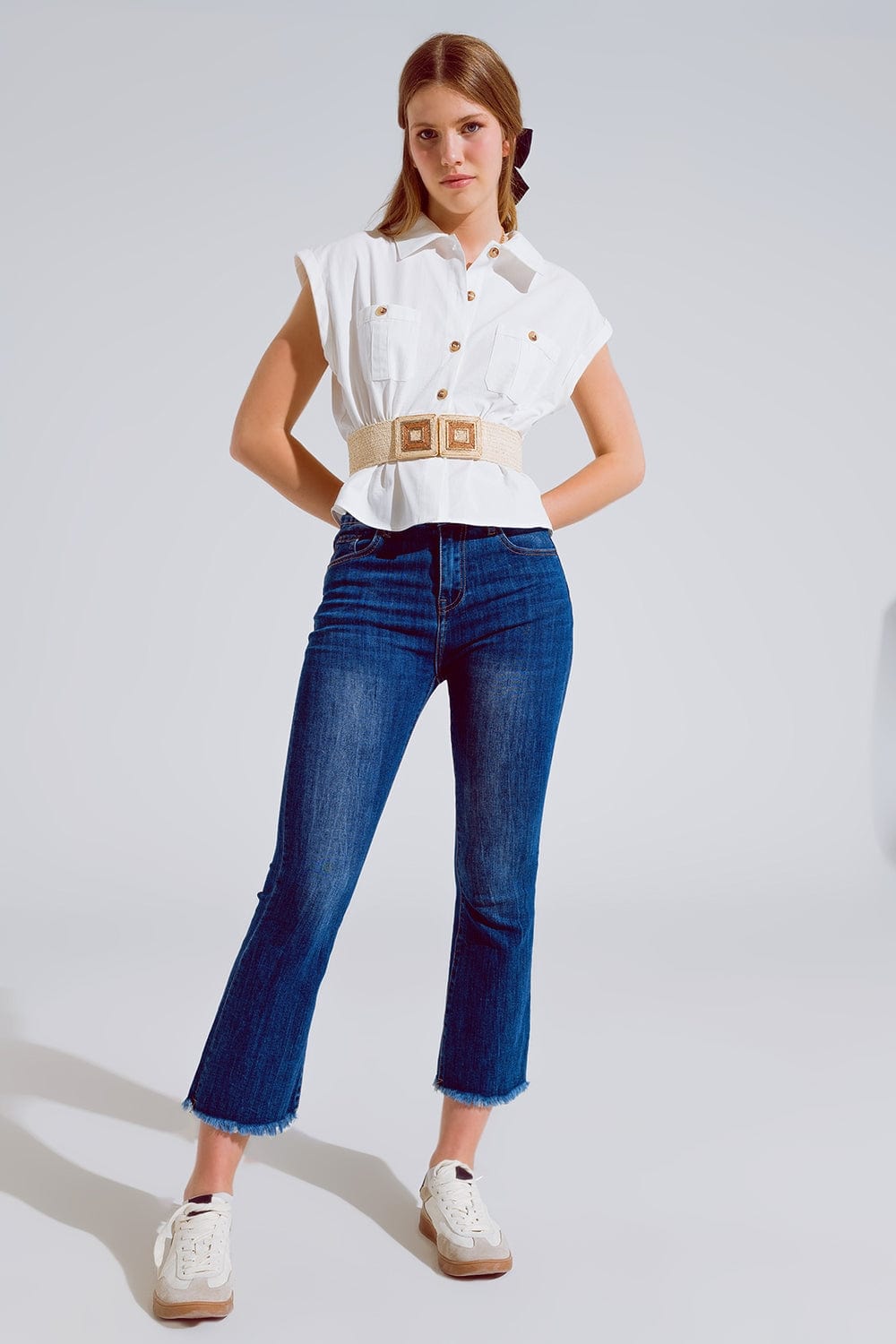 Q2 Women's Jean Flared Skinny Jeans With Raw Hem Edge In Mid Wash