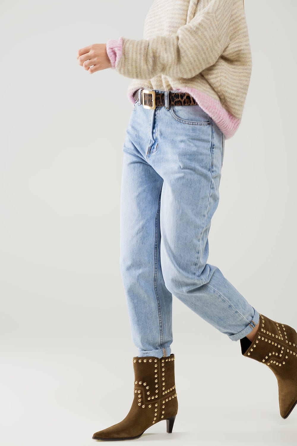 Q2 Women's Jean High Waist Straight Leg Jeans In Light Wash